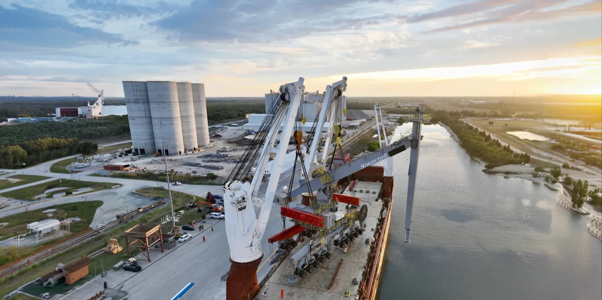 Aerial view of the SESCO Tampa cement terminal at Port Redwing